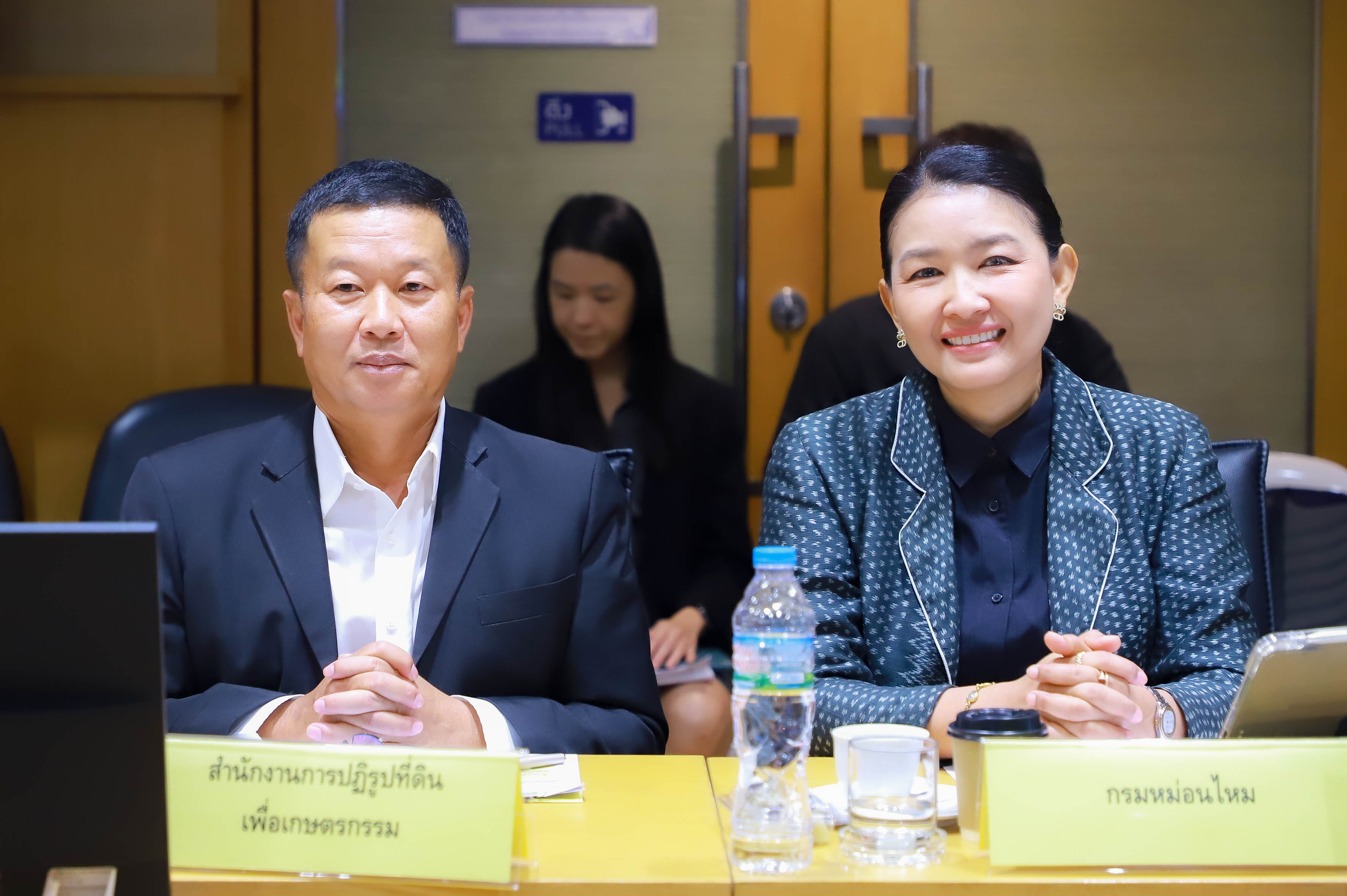 title - รองเลขาธิการ ส.ป.ก. ร่วมการประชุมคณะกรรมการบริหารการขับเคลื่อนงานนโยบายสำคัญและแก้ไขปัญหาภาคเกษตร